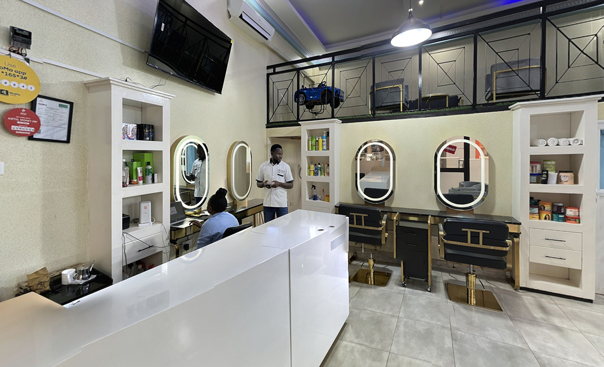 Supreme Salon